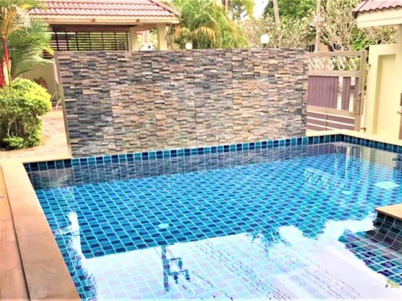 Nasa Hotel Phuket Exterior photo